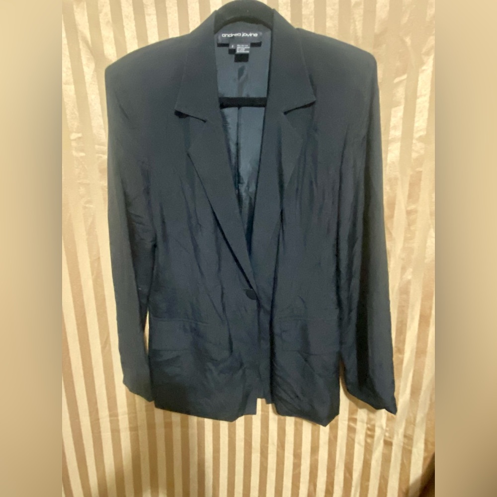 VINTAGE 100% SILK ANDREA JOVINE 8